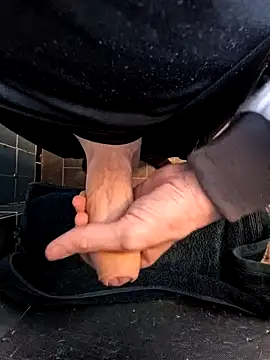 joycock8 online show from March 3, 3:57 pm