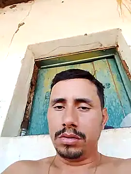 luissilva0071 online show from July 28, 4:39 pm
