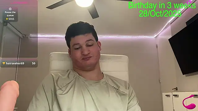 Lorenzo hernandez online show from October 1, 10:46 pm