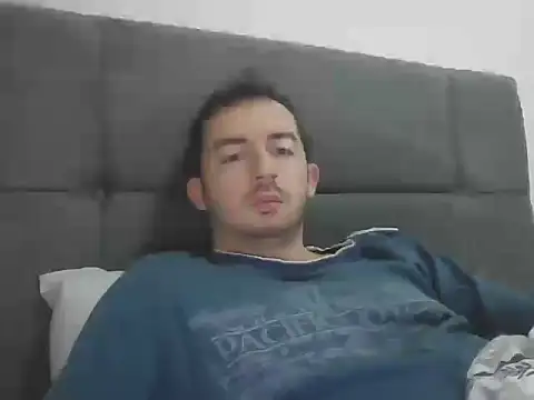 laynufff online show from December 16, 5:25 am