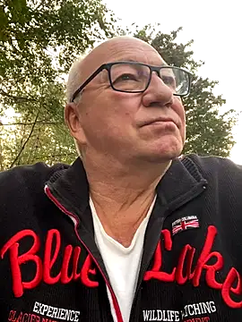 biggandybig online show from October 22, 3:27 pm