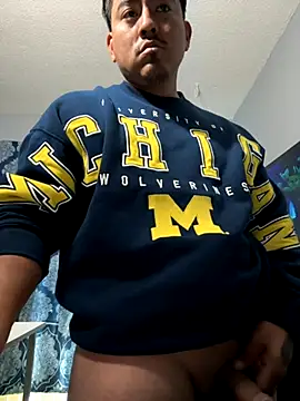 Luisrtrrr online show from October 21, 1:14 pm