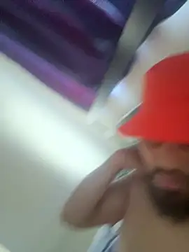 luismanuel 1998 online show from May 10, 2:40 pm