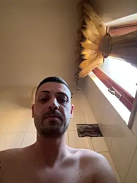 iltoscano95 online show from June 27, 5:40 pm