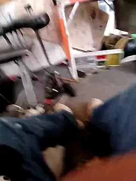 eatmywhiteass online show from October 20, 5:50 pm