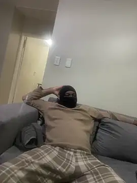 jaytee198610 online show from April 7, 5:46 pm