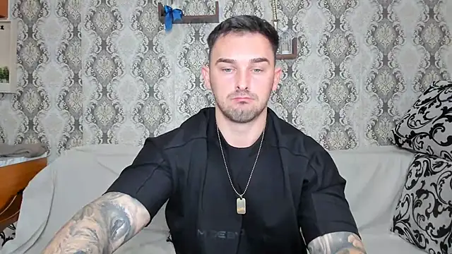 Jonmusclemaster online show from December 3, 10:26 am