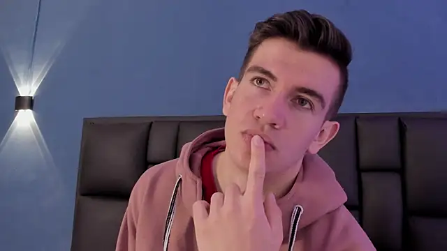 MikaelSlow online show from November 14, 4:37 am