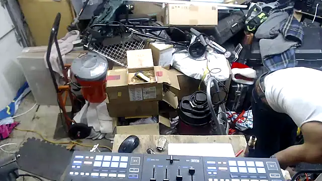 tongueispowerr6d9 online show from December 9, 5:18 am