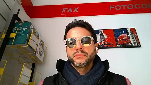 sexoffice83 online show from December 3, 1:39 pm