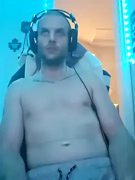 Snapshot of GeneralXMillyX chatting on January 12, 5:56 am GeneralXMillyX online show from January 12, 5:56 am