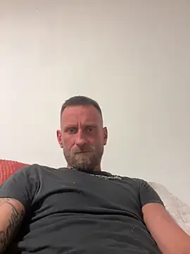 Bro4bro0040 online show from February 12, 12:27 am