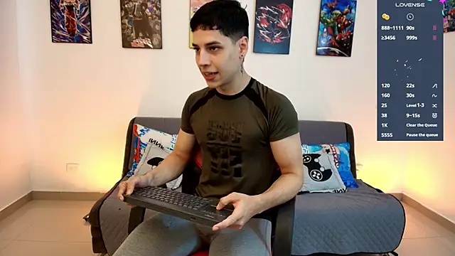 jonathanjoestar  online show from June 18, 9:20 pm