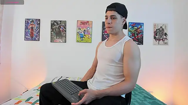 jonathanjoestar  online show from March 23, 9:43 pm