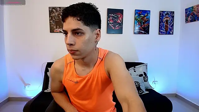 jonathanjoestar  online show from July 10, 8:32 pm