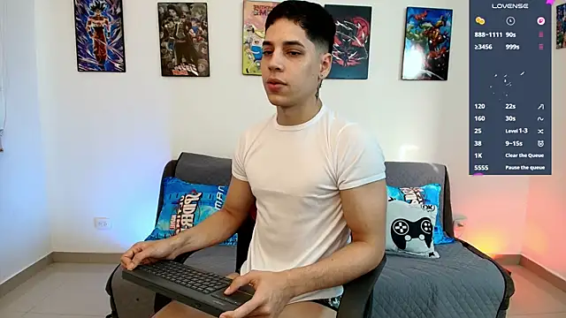 jonathanjoestar  online show from June 20, 9:42 pm