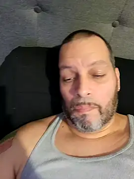 Just2much online show from November 3, 1:24 pm