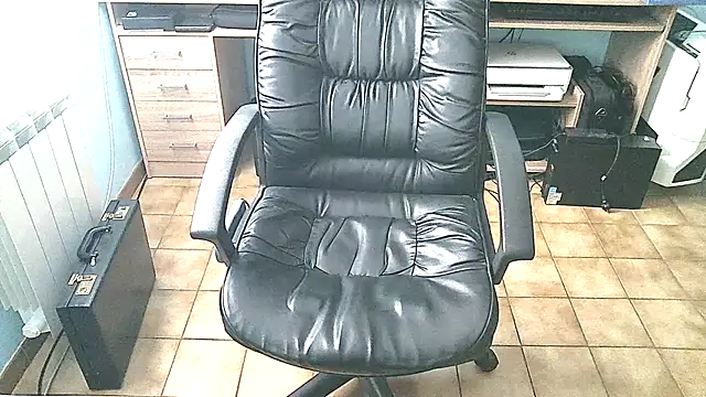 urick10500 online show from December 5, 10:00 am