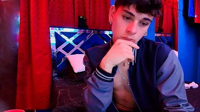 Luke Howland online show from February 19, 2:52 am