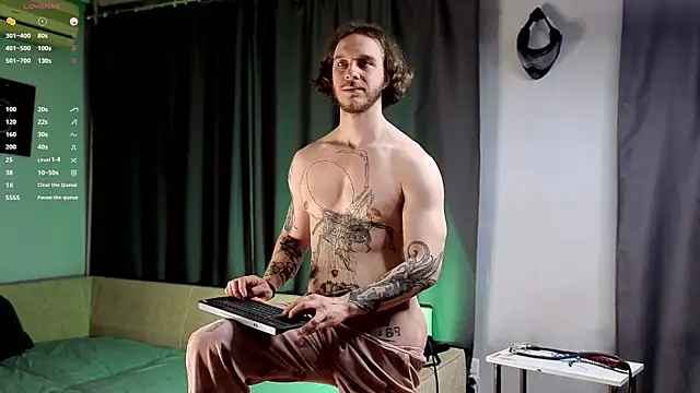 pleasure8869 online show from December 1, 4:48 am