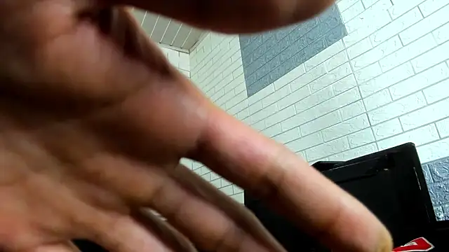 GeorgeZarrate online show from April 18, 1:29 am