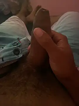 Snapshot of gomespauz chatting on December 6, 4:28 pm gomespauz online show from December 6, 4:28 pm