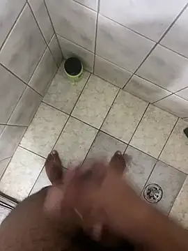 Snapshot of gomespauz chatting on February 15, 11:05 pm gomespauz online show from February 15, 11:05 pm