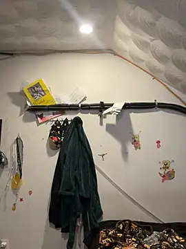 Snapshot of rayyymack chatting on March 16, 1:07 am rayyymack online show from March 16, 1:07 am