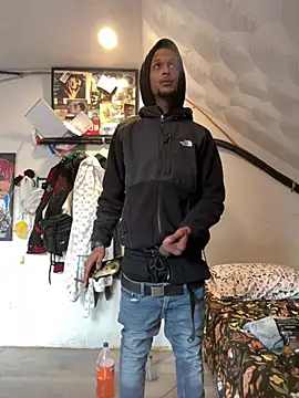 Snapshot of rayyymack chatting on January 16, 8:03 pm rayyymack online show from January 16, 8:03 pm