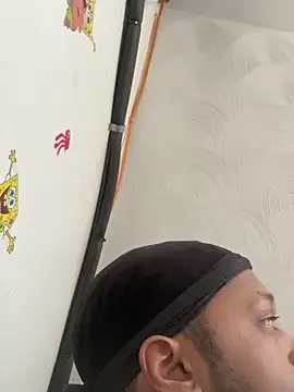 Snapshot of rayyymack chatting on December 5, 4:53 am rayyymack online show from December 5, 4:53 am