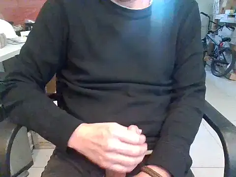 Raimundo1971 online show from April 21, 5:30 pm