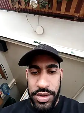 mailo hot sexi online show from March 11, 8:05 pm