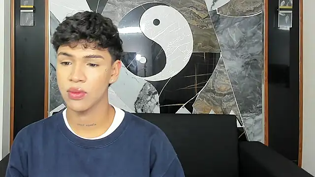 Timmy King  online show from December 16, 9:52 pm