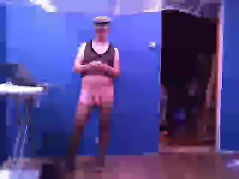 crusoerr online show from June 19, 10:58 pm