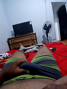 Snapshot of morenogts69 chatting on March 22, 1:43 am morenogts69 online show from March 22, 1:43 am