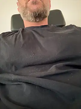 wlads3009 online show from March 17, 3:36 pm