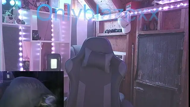 OnlyBlazexx online show from January 6, 5:00 am