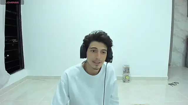 Snapshot of Sebastian_adams2001 chatting on September 27, 1:47 am Sebastian adams2001 online show from September 27, 1:47 am