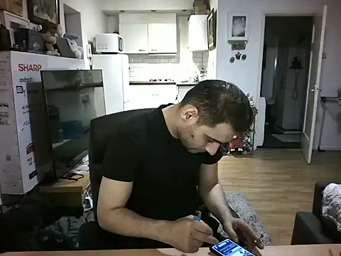 mihaimichael online show from November 13, 9:30 pm