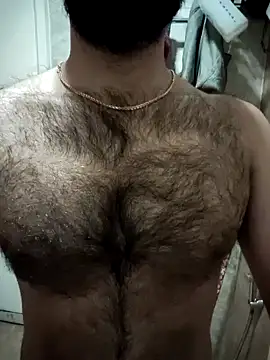 Snapshot of hairy_gun chatting on January 27, 5:37 pm hairy gun online show from January 27, 5:37 pm