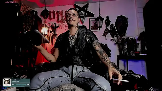 allanhurtss online show from January 19, 4:30 pm