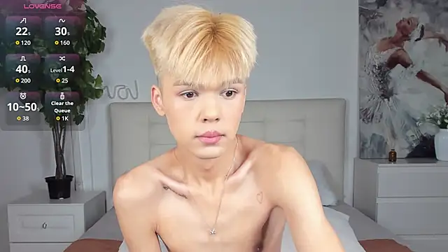 Felix Rey online show from November 13, 6:23 pm