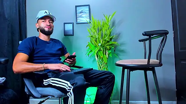 Damian 022 online show from October 27, 12:18 pm