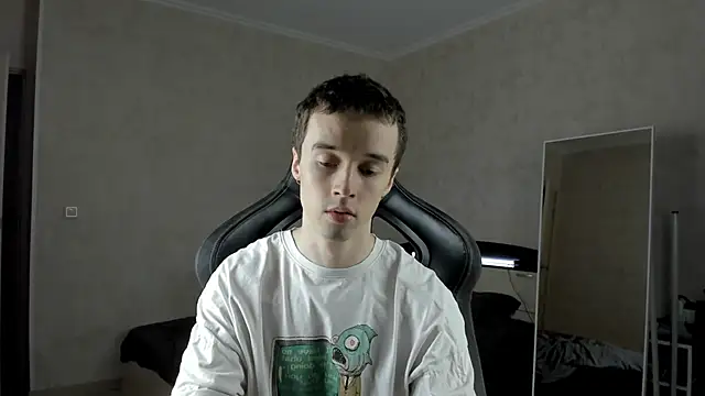 MasonWarholl online show from February 13, 8:24 pm