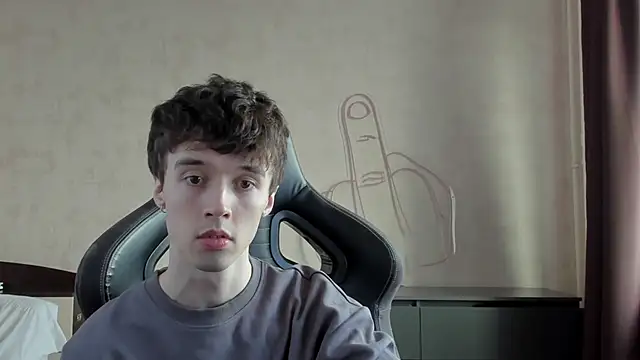 MasonWarholl online show from March 8, 12:42 pm