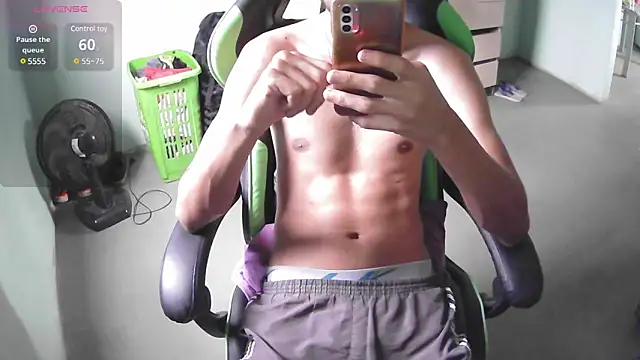 Snapshot of SPMAGRAO chatting on January 1, 8:58 pm SPMAGRAO online show from January 1, 8:58 pm