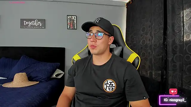 owengray2n online show from March 10, 7:40 pm