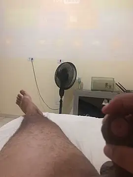 pauzudoxxs online show from February 13, 4:00 am