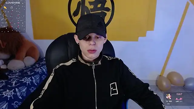 Snapshot of Matthew_Boy_ chatting on February 2, 4:48 am Matthew Boy  online show from February 2, 4:48 am