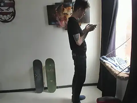MasterSkater online show from June 3, 6:13 pm
